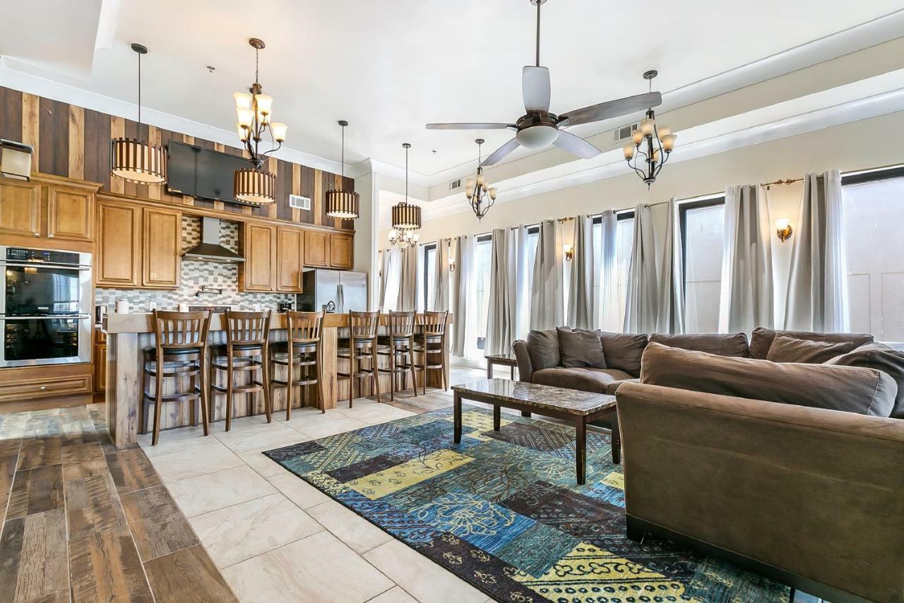 Spacious 4Br Condo On Carondelet Near All Hot Spo ニューオーリンズ エクステリア 写真